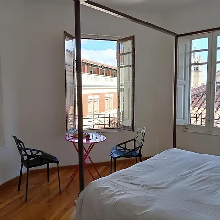 Casa Canas-catedral De