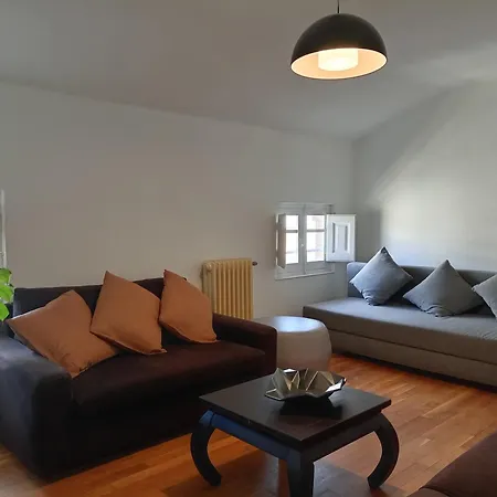 Casa Cañas-catedral De *